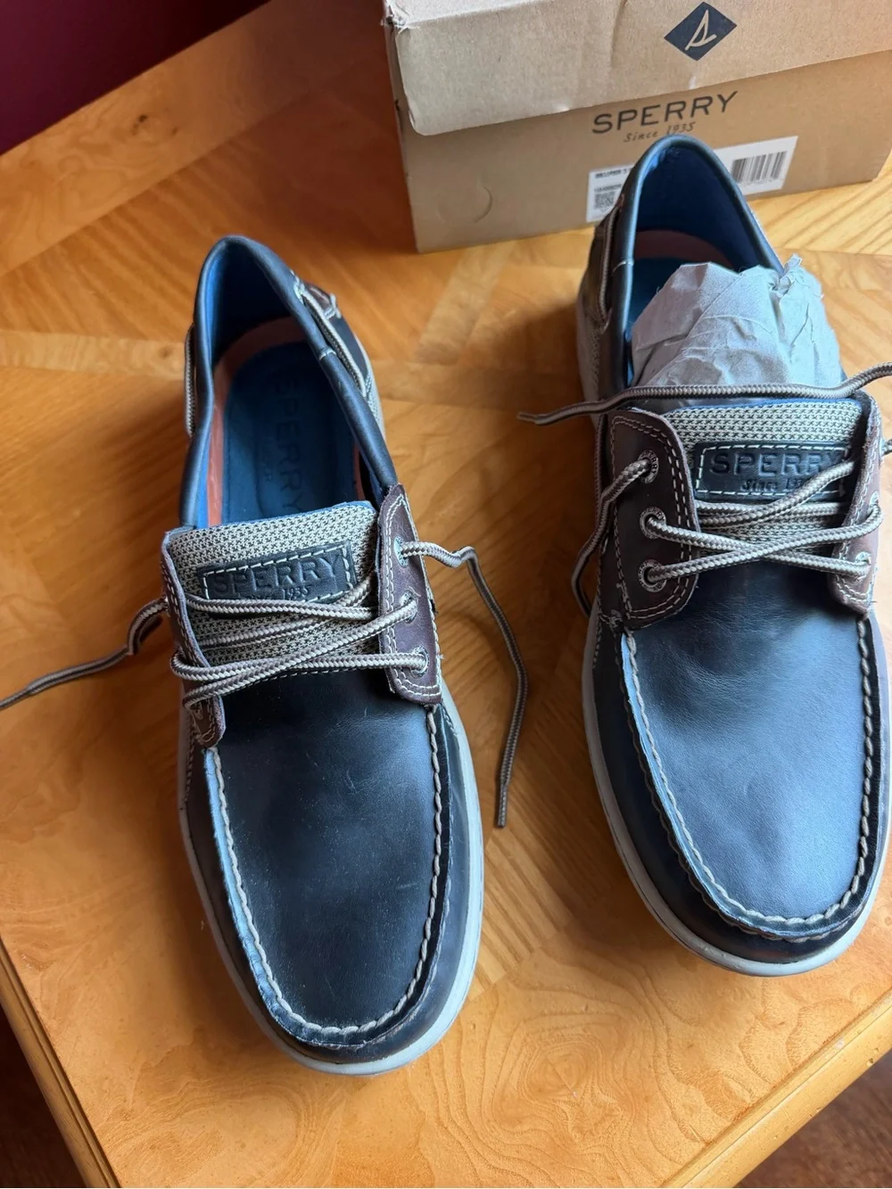 Sperry billfish 3 eye Navy and Tan Leather Mesh Boat Shoe new